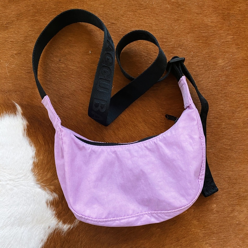 BAGGU Mini Crescent Bag - Peony